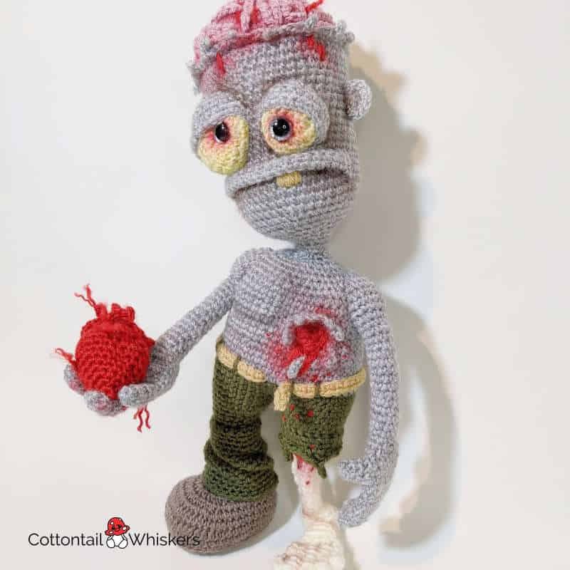 Zombie - Plants vs. Zombies amigurumi pattern 