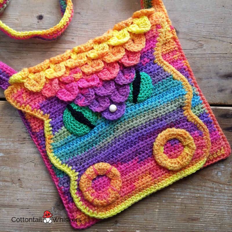Dragon scale crochet shoulder bag pattern by cottontail and whiskers