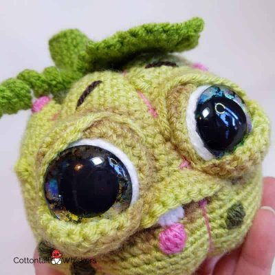 Stalk Eyed Monsters Amigurumi Crochet Pattern -  UK  Crochet  amigurumi, Crochet patterns amigurumi, Crochet monsters