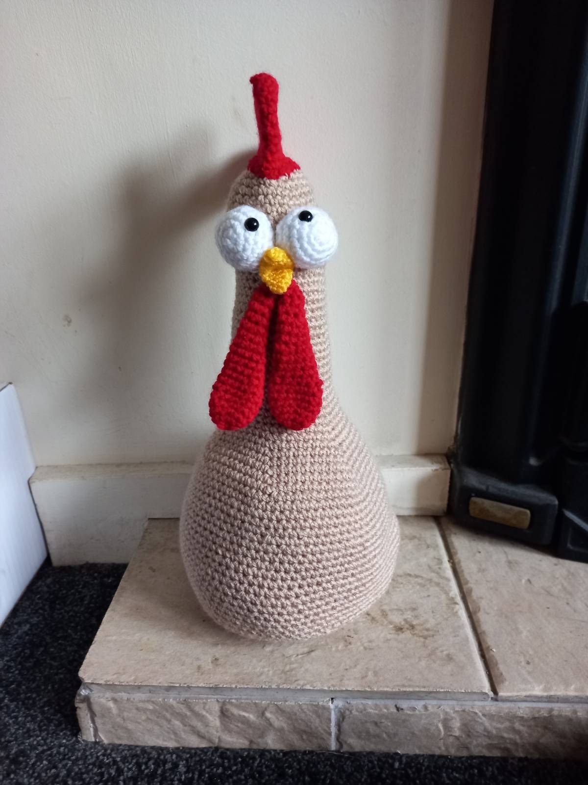 Amigurumi Chicken Crochet Pattern Review by Joanne Kerfoot for Cottontail and Whiskers
