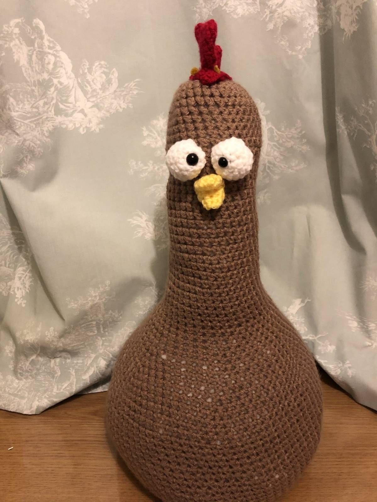 Amigurumi Crochet Chicken Pattern Crafters Review for Cottontail and Whiskers by Alison Hawksby