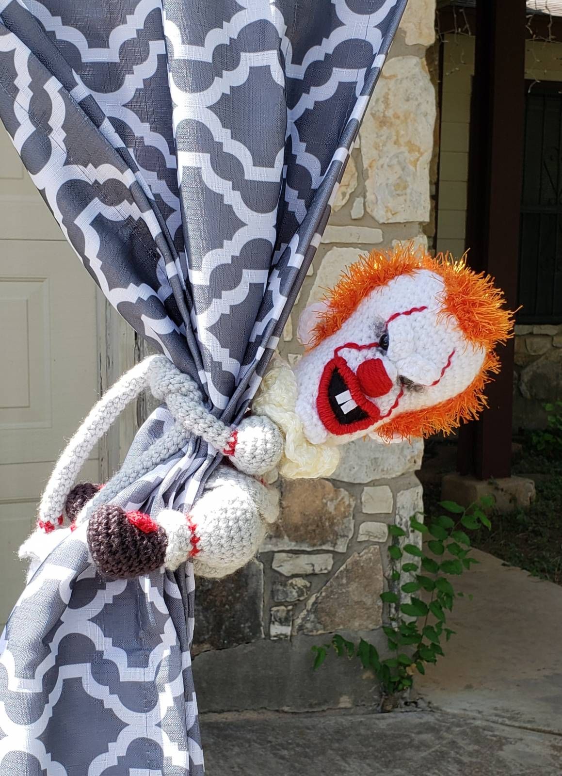 Amigurumi Crochet Clown Pattern Review by Barbara Ortiz for Cottontail & Whiskers