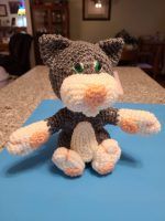 Cat Crochet Amigurumi Pattern Review by Catherine Kim for Cottontail Whiskers