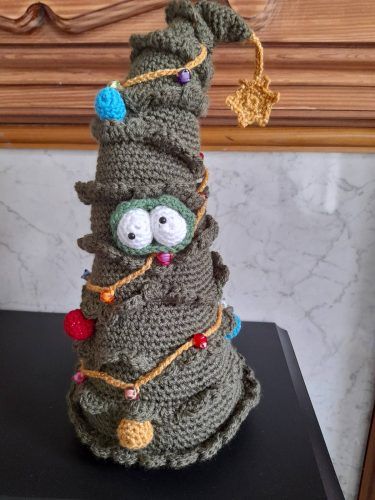 Crochet Amigurumi Christmas Tree Pattern Review by Christine Molnar for Cottontail & Whiskers