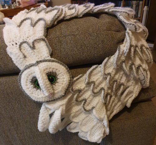 Crochet Amigurumi Owl Shawl Pattern Review by Deborah Rainbird for Cottontail and Whiskers