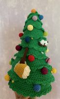 Crochet Christmas Tree Amigurumi Pattern Review by Minno Baarman for Cottontail and Whiskers