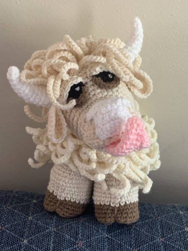 Highland Crochet Cow Pattern Amigurumi Review by Tammy for Cottontail Whiskers