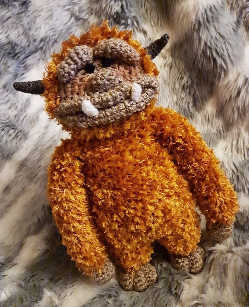 Labyrinth Crochet Ludo Amigurumi Pattern Review for Cottontail and Whiskers by Kelly Madelin