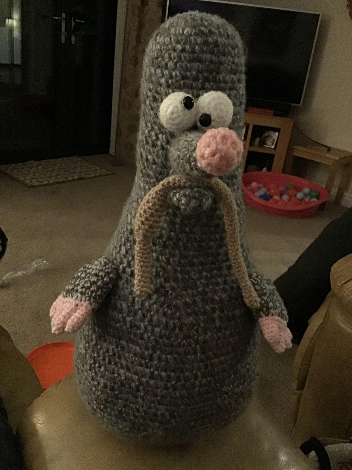 Mole Crochet Pattern Amigurumi Doorstopper Review for Cottontail and Whiskers by Debbie Jackson