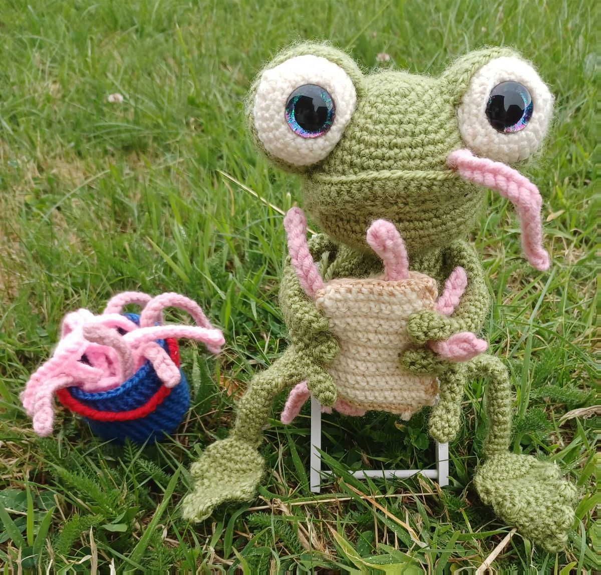 Zit the Hungry Frog Doll photo review