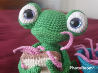 Amigurumi Crochet Frog Pattern Review by Brenda Pritchard for Cottontail Whiskers