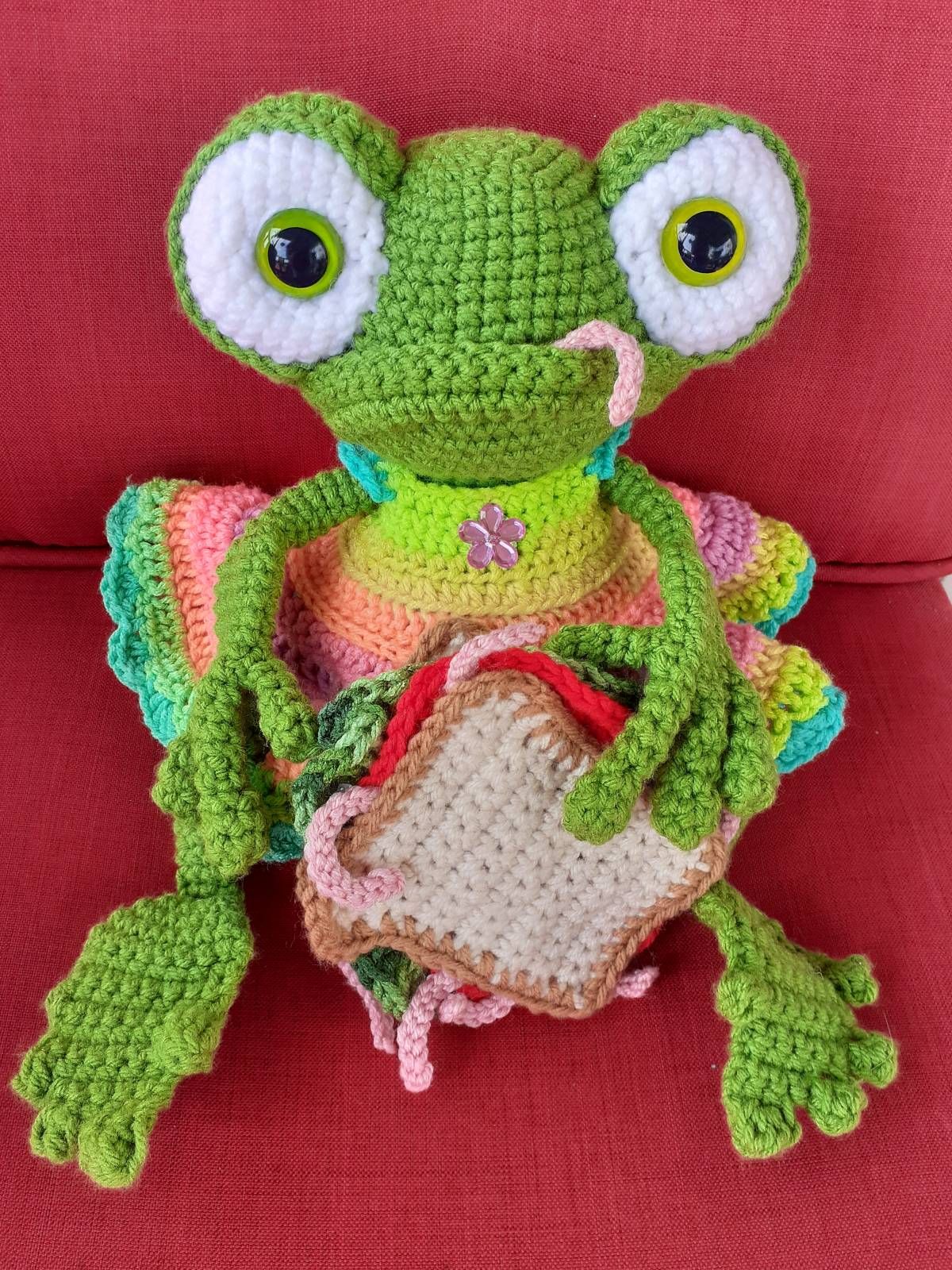 Amigurumi Crochet Frog Pattern Review by seasidebrat67 for Cottontail Whiskers