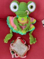 Amigurumi Frog Crochet Pattern Review by seasidebrat67 for Cottontail Whiskers