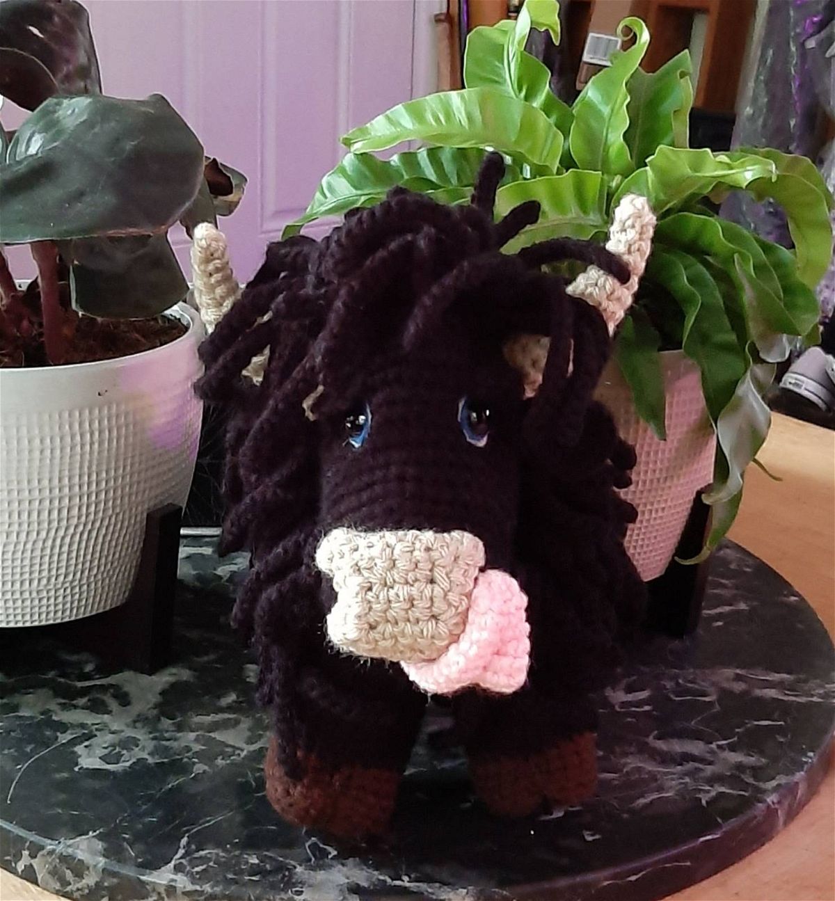 Black Highland Cow Crochet Pattern Review by Christine for Cottontail Whiskers