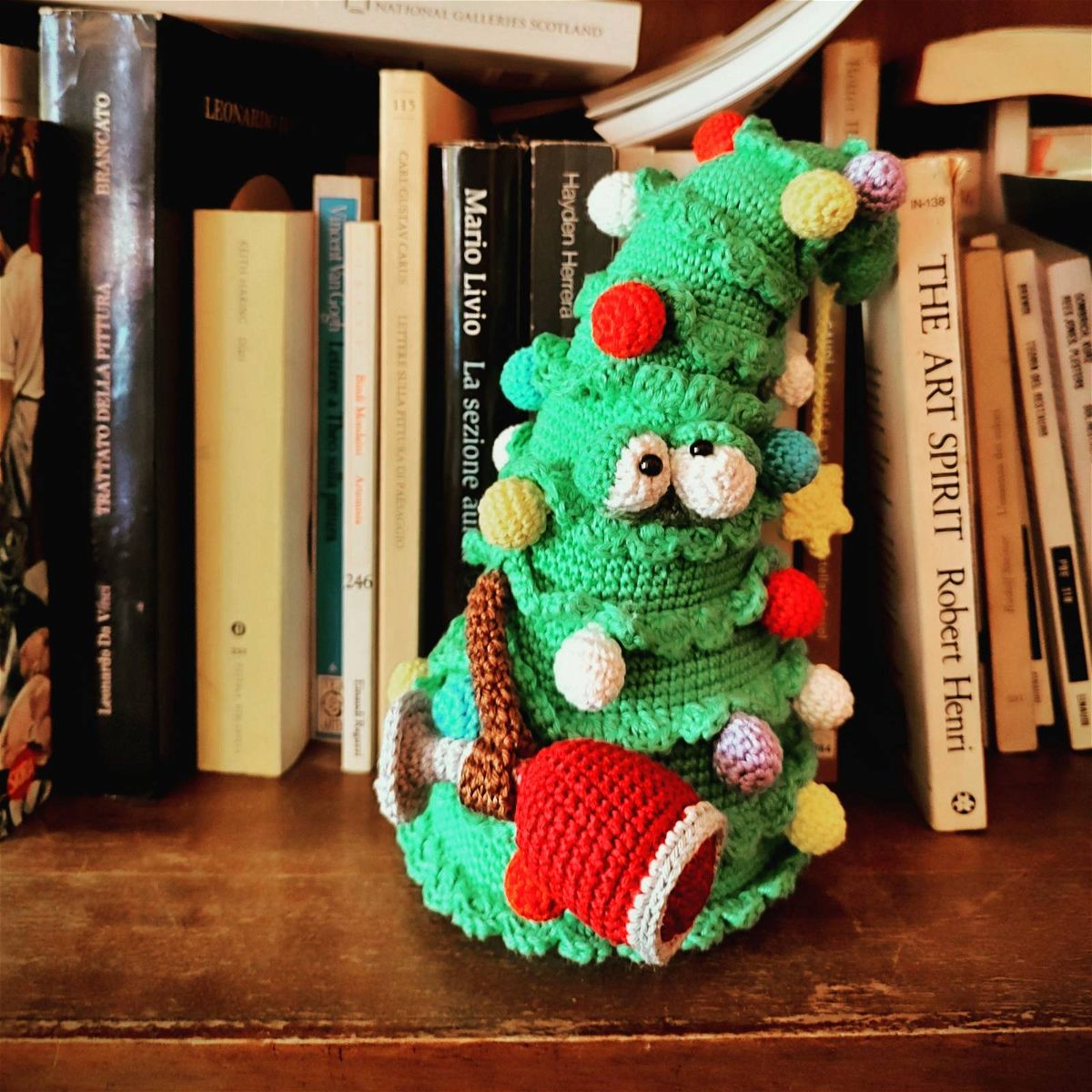 Crochet Pattern Review Christmas Tree Doorstop by Esse Robbi for Cottontail Whiskers