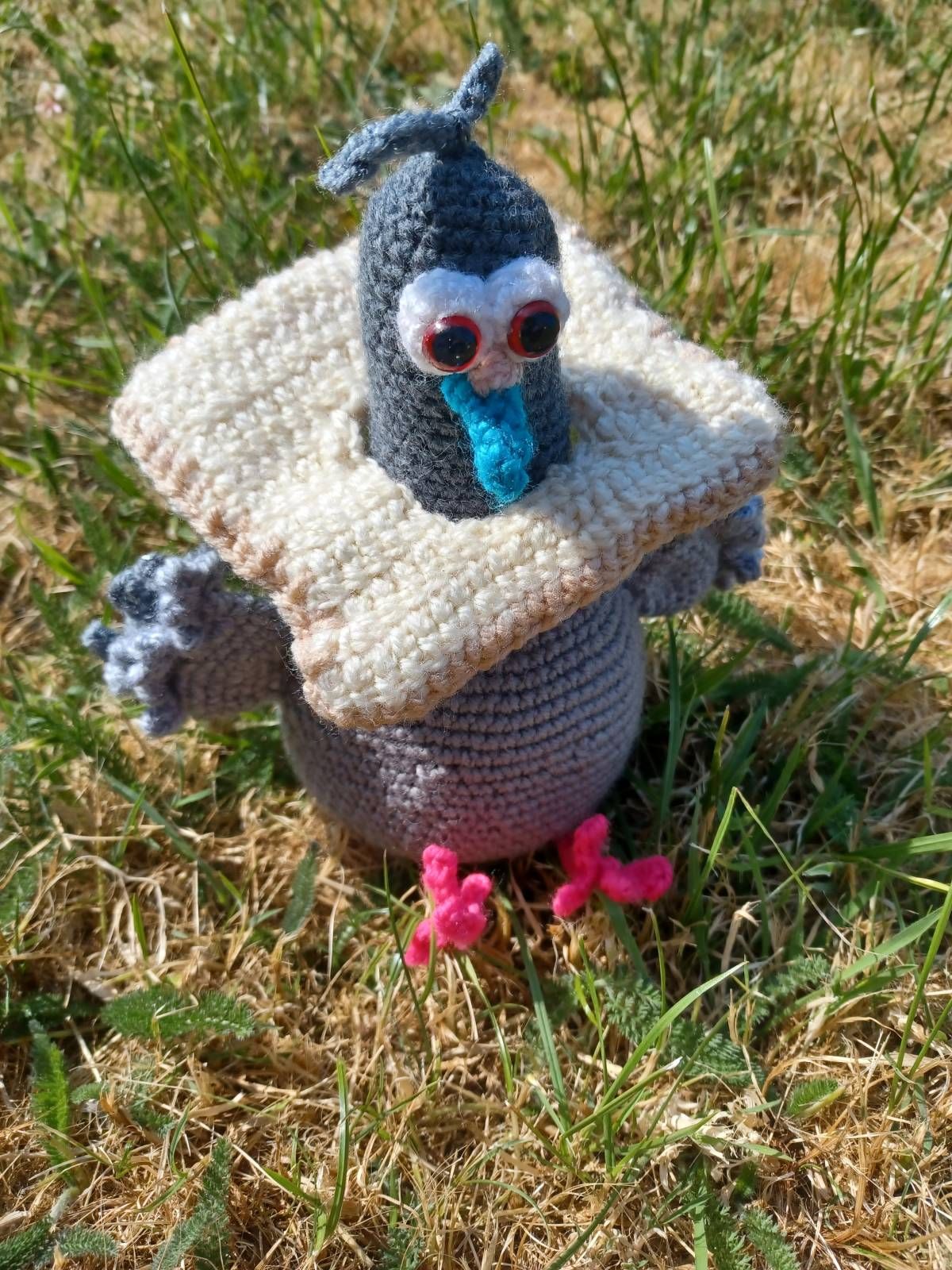 Crochet Pigeon Amigurumi Pattern Review by Clair Sutton for Cottontail Whiskers