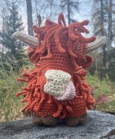 Highland Coo Amigurumi Crochet Pattern Review by Jeanette Gardiner for Cottontail Whiskers