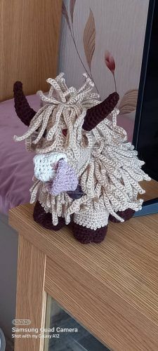 Highland Cow Amigurumi Crochet Pattern Review by Isabel Freeman for Cottontail Whiskers