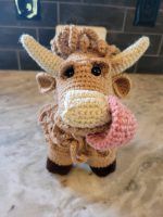 Highland Cow Crochet Amigurumi Pattern Review by Jamie Schuckmann for Cottontail Whiskers