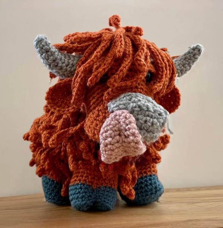 Highland Cow Crochet Pattern Review by Lesley for Cottontail Whiskers
