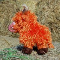 Highland Cow Crochet Pattern Review by Tana Munoz for Cottontail Whiskers