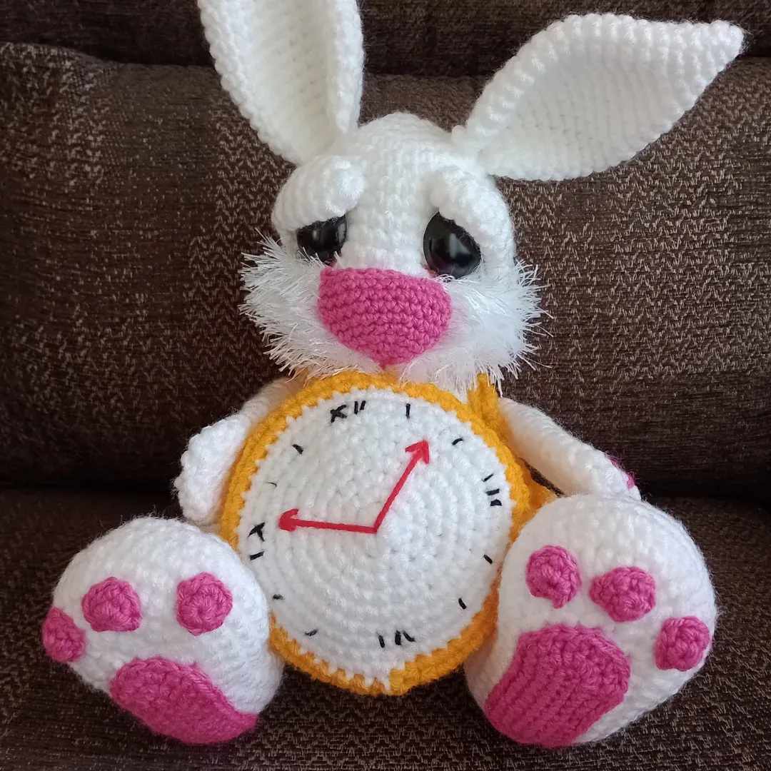 white rabbit crochet amigurumi pattern review by dawn fisher for cottontail whiskers